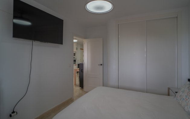 Resale - Apartment / flat - Torrevieja - La Siesta - El Salado -  Torreta
