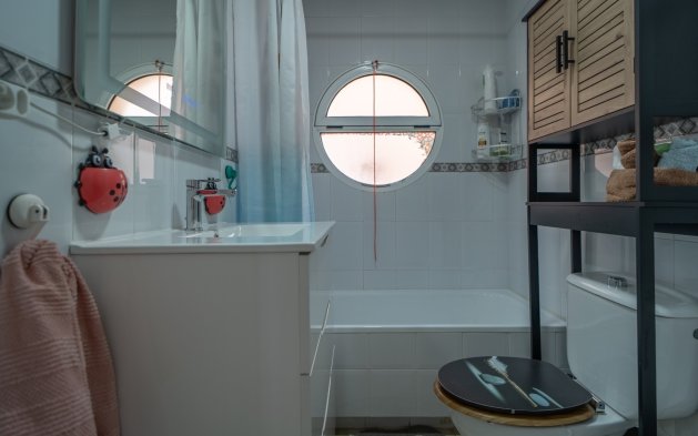 Resale - Apartment / flat - Torrevieja - La Siesta - El Salado -  Torreta