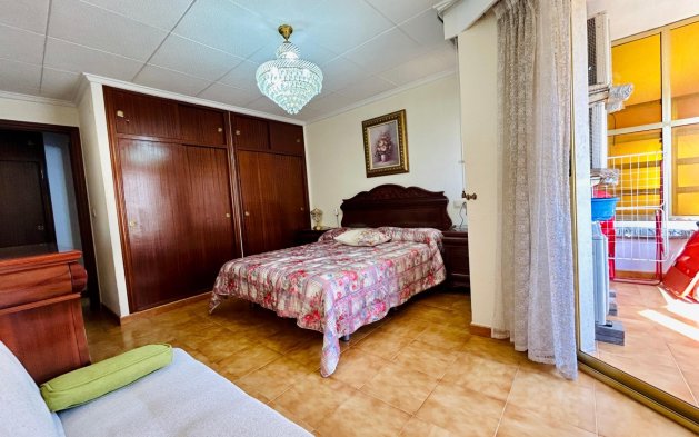 Resale - Apartment / flat - Santa Pola - Puerto