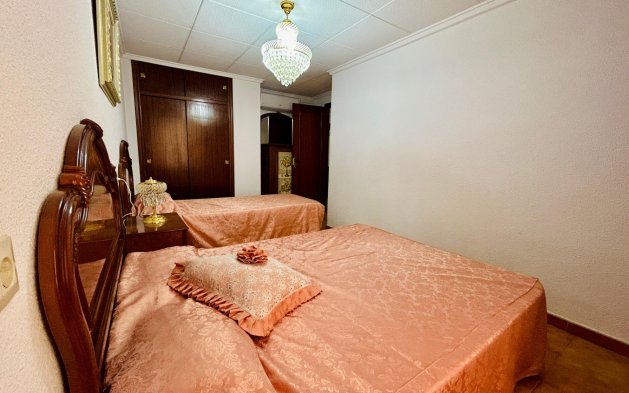 Resale - Apartment / flat - Santa Pola - Puerto