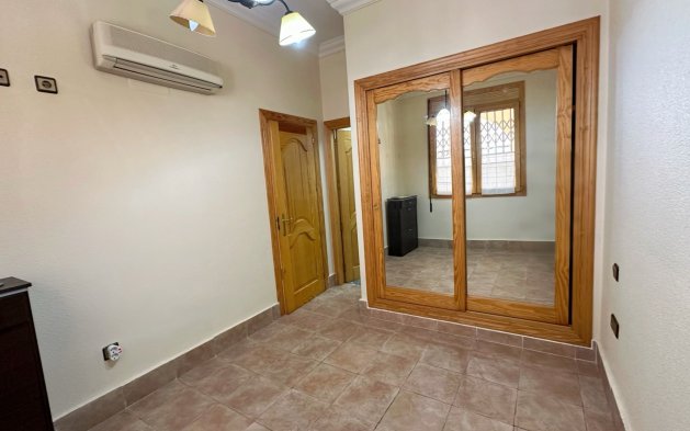 Resale - Apartment / flat - Guardamar del Segura - Center