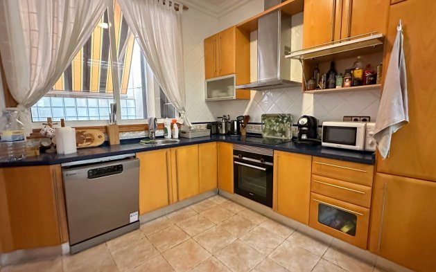 Resale - Apartment / flat - Guardamar del Segura - Center