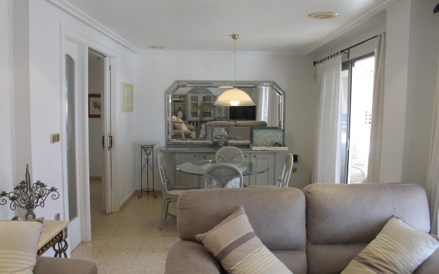 Återförsäljning - Lägenhet / lägenhet - Santa Pola