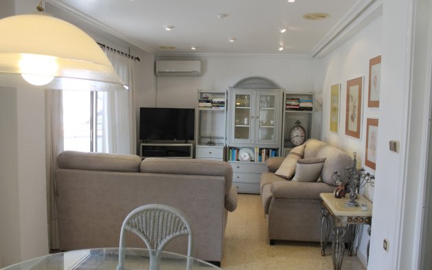 Återförsäljning - Lägenhet / lägenhet - Santa Pola