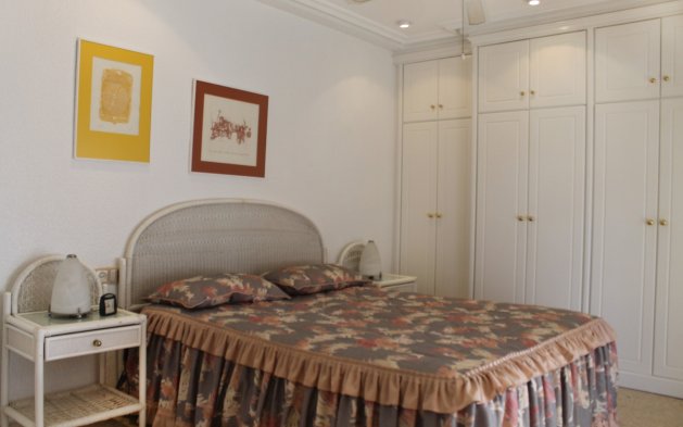 Återförsäljning - Lägenhet / lägenhet - Santa Pola