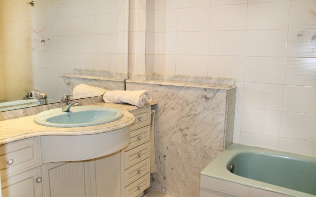 Återförsäljning - Lägenhet / lägenhet - Santa Pola