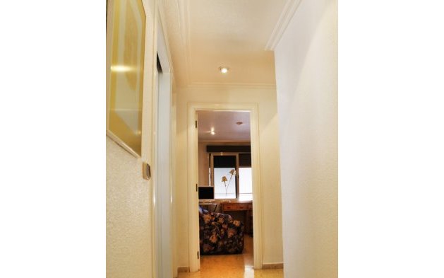 Återförsäljning - Lägenhet / lägenhet - Santa Pola