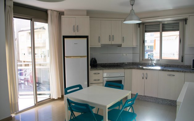 Resale - Apartment / flat - Guardamar del Segura - Pueblo