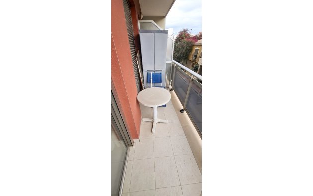 Resale - Apartment / flat - Guardamar del Segura - Pueblo