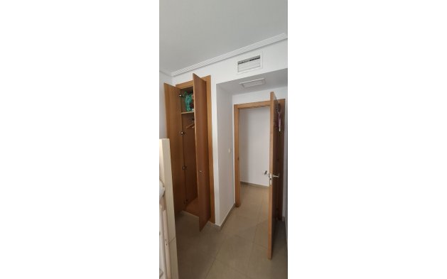 Resale - Apartment / flat - Guardamar del Segura - Pueblo