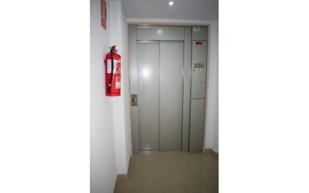 Resale - Apartment / flat - Guardamar del Segura - Pueblo