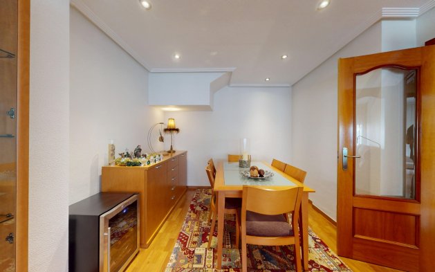 Återförsäljning - Lägenhet / lägenhet - Santa Pola