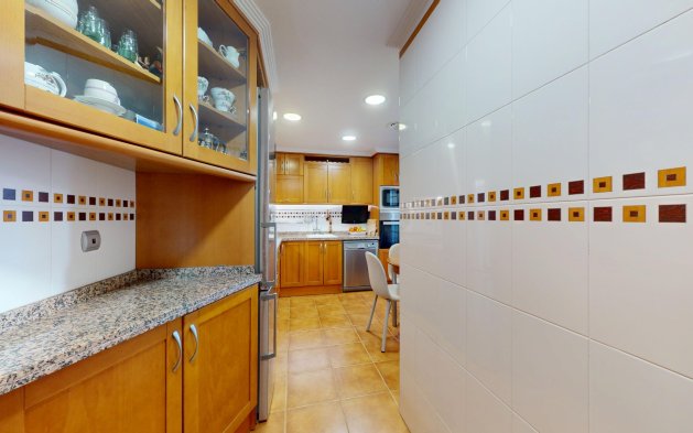 Återförsäljning - Lägenhet / lägenhet - Santa Pola