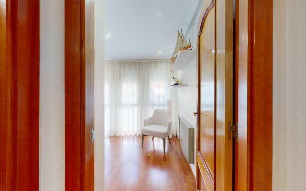 Återförsäljning - Lägenhet / lägenhet - Santa Pola