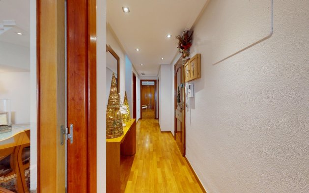 Återförsäljning - Lägenhet / lägenhet - Santa Pola