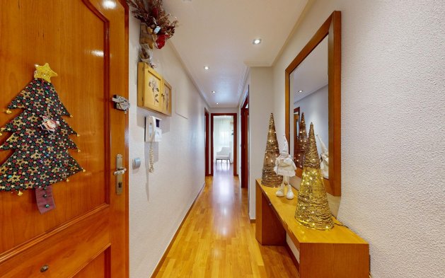 Återförsäljning - Lägenhet / lägenhet - Santa Pola