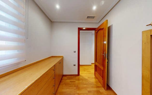 Återförsäljning - Lägenhet / lägenhet - Santa Pola