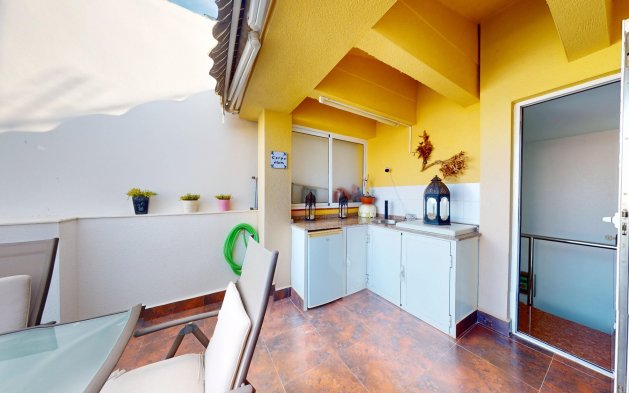 Återförsäljning - Lägenhet / lägenhet - Santa Pola