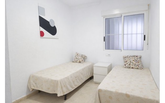 Reventa - Apartamento / piso - Guardamar del Segura