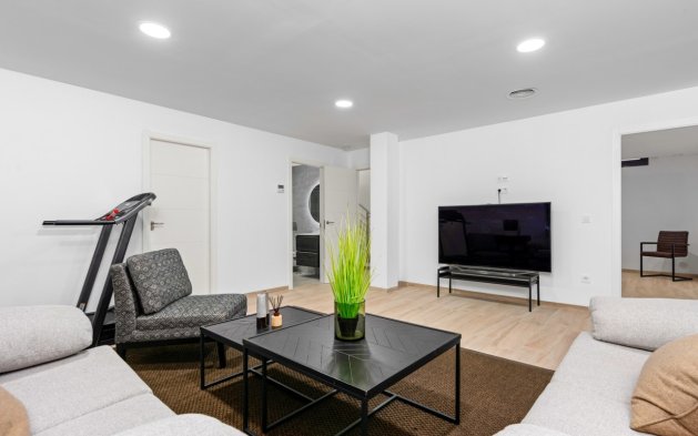 Resale - Villa - Orihuela Costa - Cabo Roig