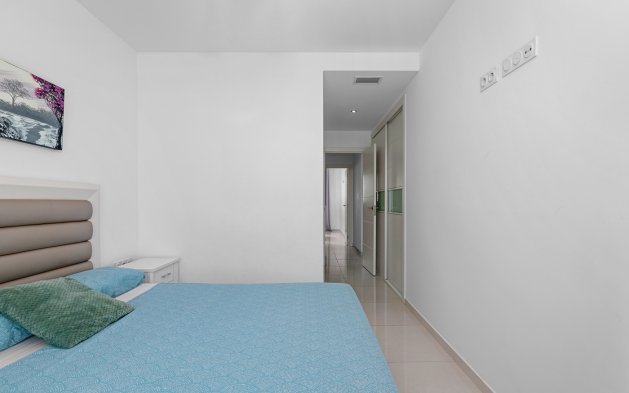 Resale - Apartment / flat - Orihuela Costa - Punta Prima