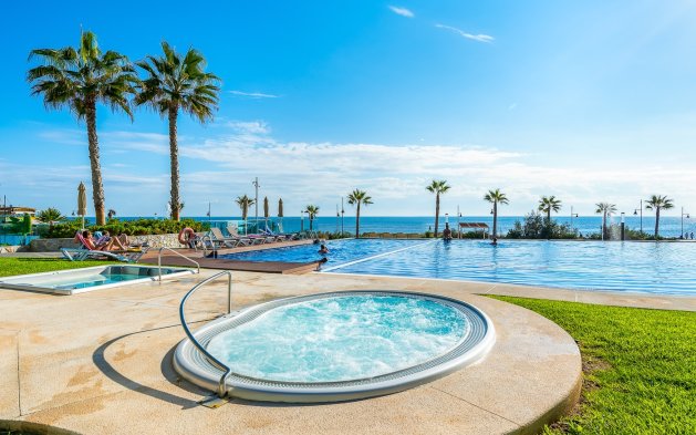 Resale - Apartment / flat - Orihuela Costa - Punta Prima