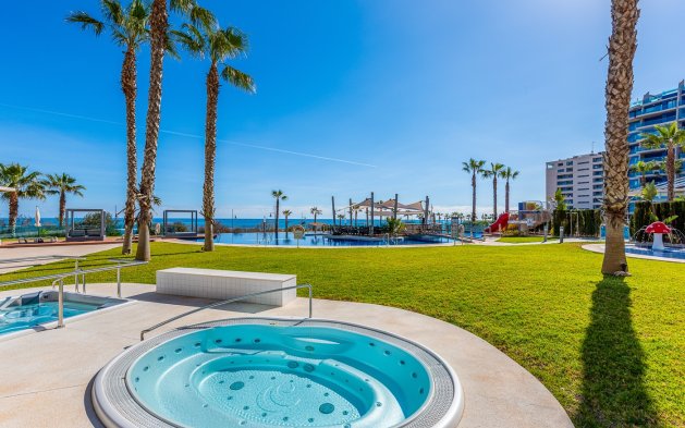 Resale - Apartment / flat - Orihuela Costa - Punta Prima