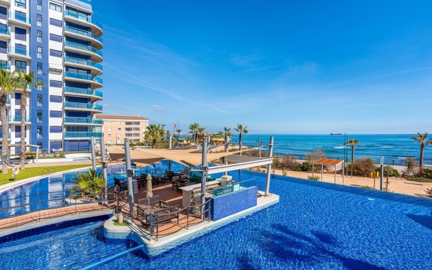 Resale - Apartment / flat - Orihuela Costa - Punta Prima