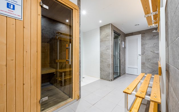 Resale - Apartment / flat - Orihuela Costa - Punta Prima