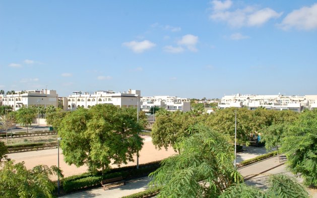 Resale - Bungalow - Pilar de la Horadada - Mil Palmeras