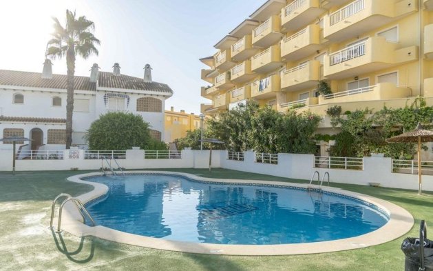 Resale - Apartment / flat - Orihuela Costa - Aguamarina