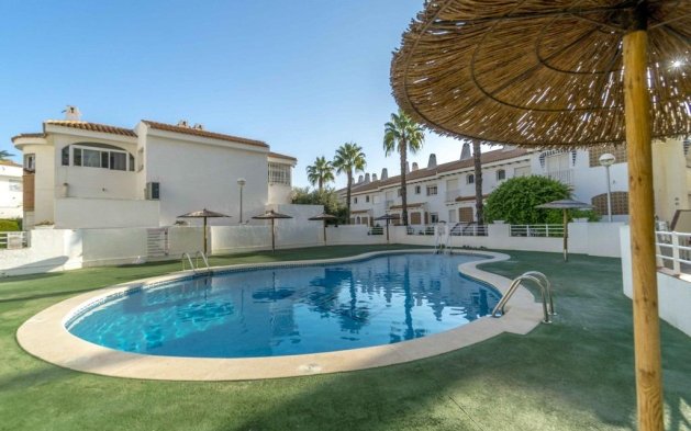 Resale - Apartment / flat - Orihuela Costa - Aguamarina