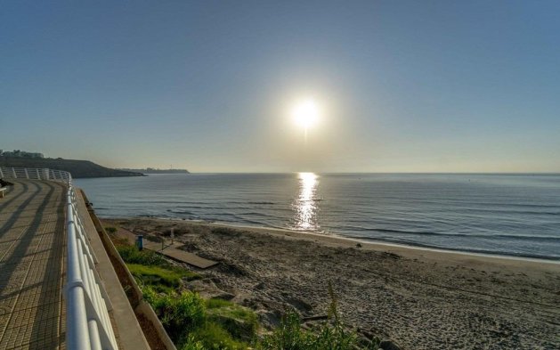 Resale - Apartment / flat - Orihuela Costa - Aguamarina