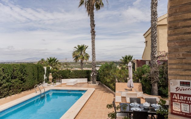 Resale - Villa - Santa Pola - Monte y Mar