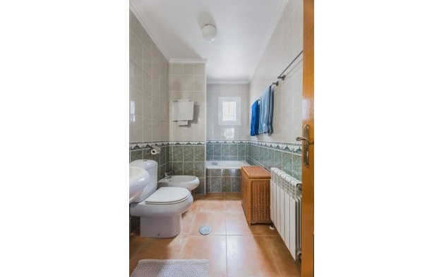 Resale - Villa - Santa Pola - Monte y Mar