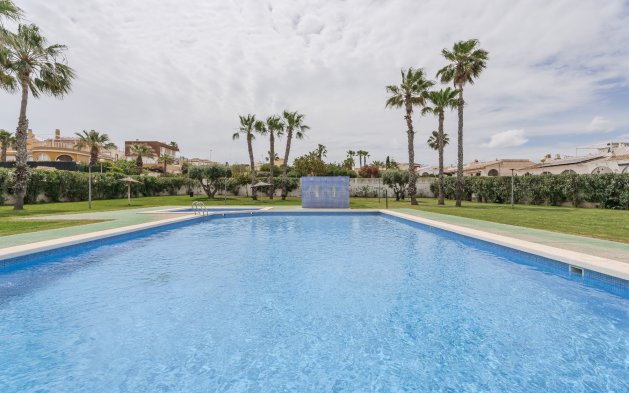Resale - Villa - Santa Pola - Monte y Mar