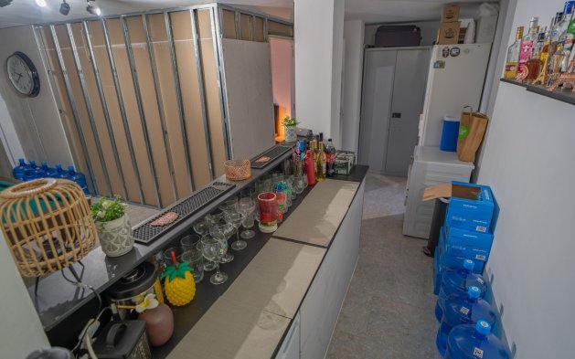 Resale - Townhouse - San Miguel de Salinas - Las Filipinas