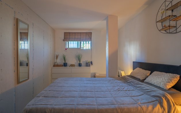 Resale - Townhouse - San Miguel de Salinas - Las Filipinas