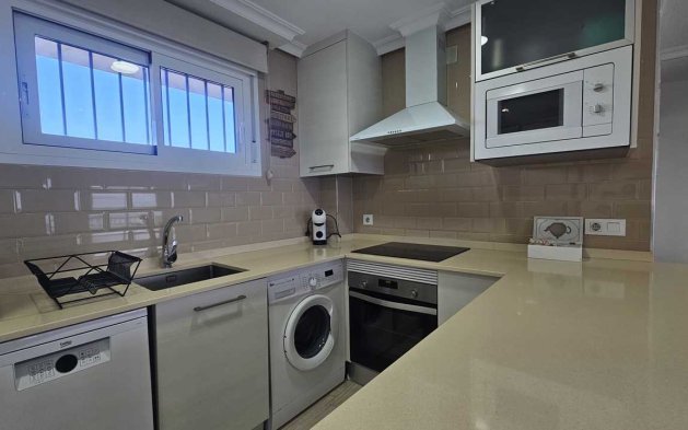 Resale - Apartment / flat - Pilar de la Horadada - Mil Palmeras