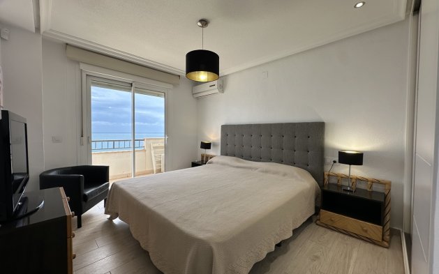 Resale - Apartment / flat - Pilar de la Horadada - Mil Palmeras