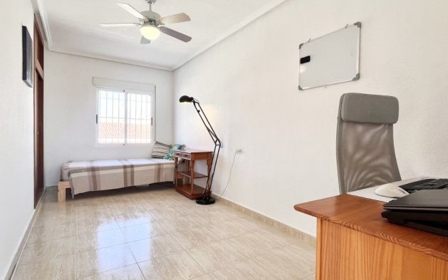 Resale - Duplex - Torrevieja - La Siesta - El Salado -  Torreta