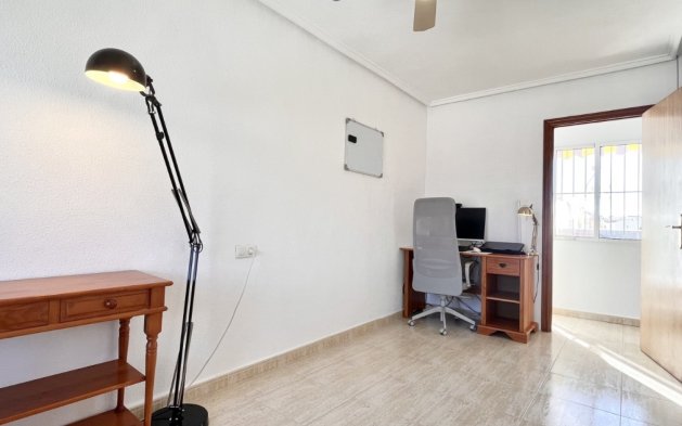 Resale - Duplex - Torrevieja - La Siesta - El Salado -  Torreta