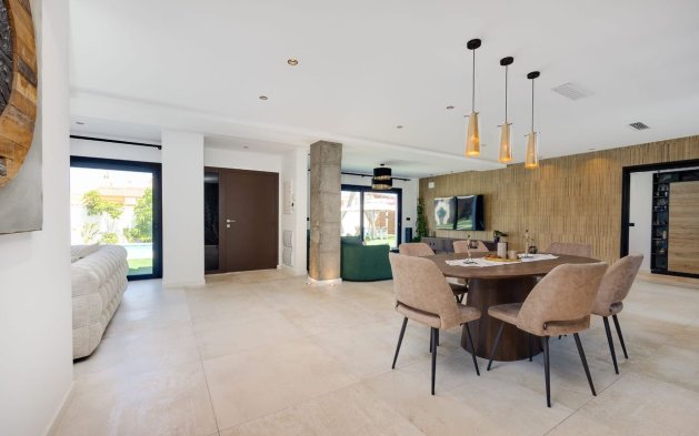 Återförsäljning - Villa - Torrevieja