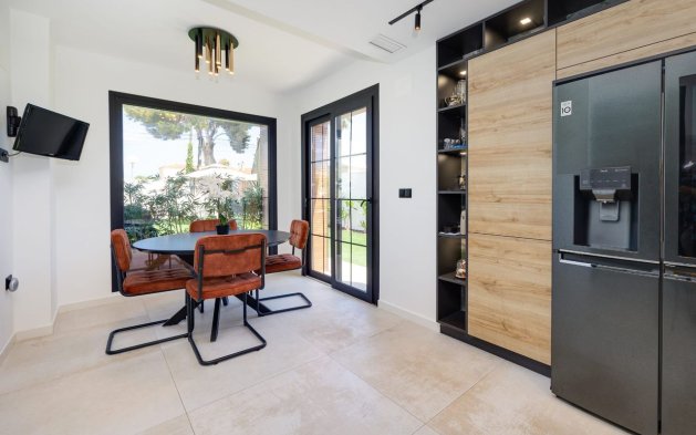 Återförsäljning - Villa - Torrevieja