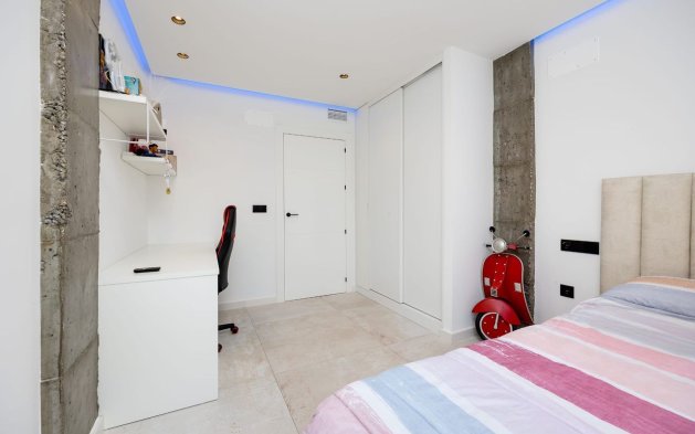 Återförsäljning - Villa - Torrevieja