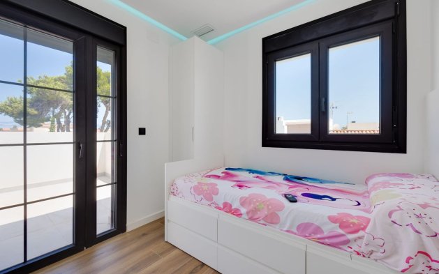 Återförsäljning - Villa - Torrevieja
