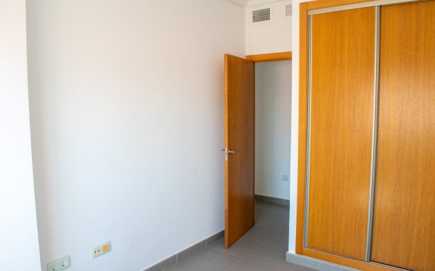 Resale - Apartment / flat - Guardamar del Segura - Center