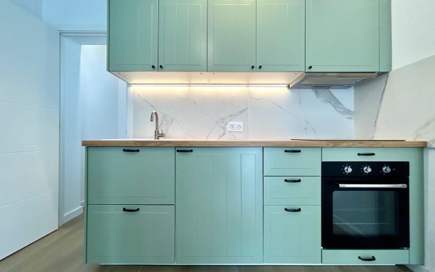 Resale - Apartment / flat - San Miguel de Salinas - Las filipinas