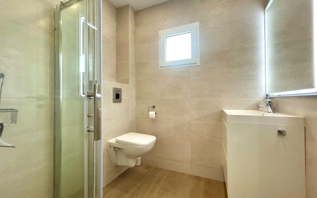 Resale - Apartment / flat - San Miguel de Salinas - Las filipinas