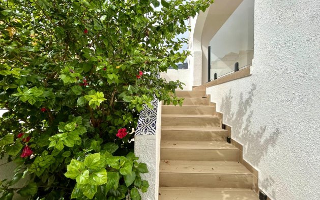 Resale - Apartment / flat - San Miguel de Salinas - Las filipinas